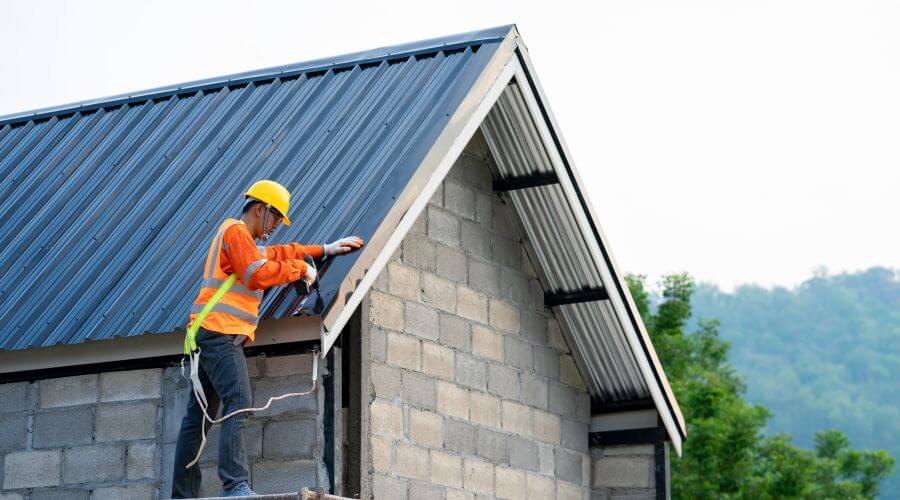 Expert top industrial roofings services in Samaria, MI